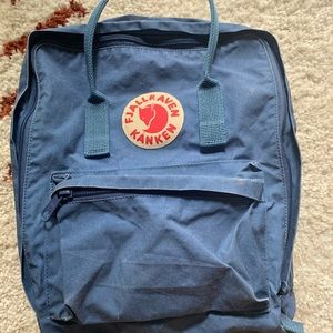 Blue Fjallraven Kanken bag